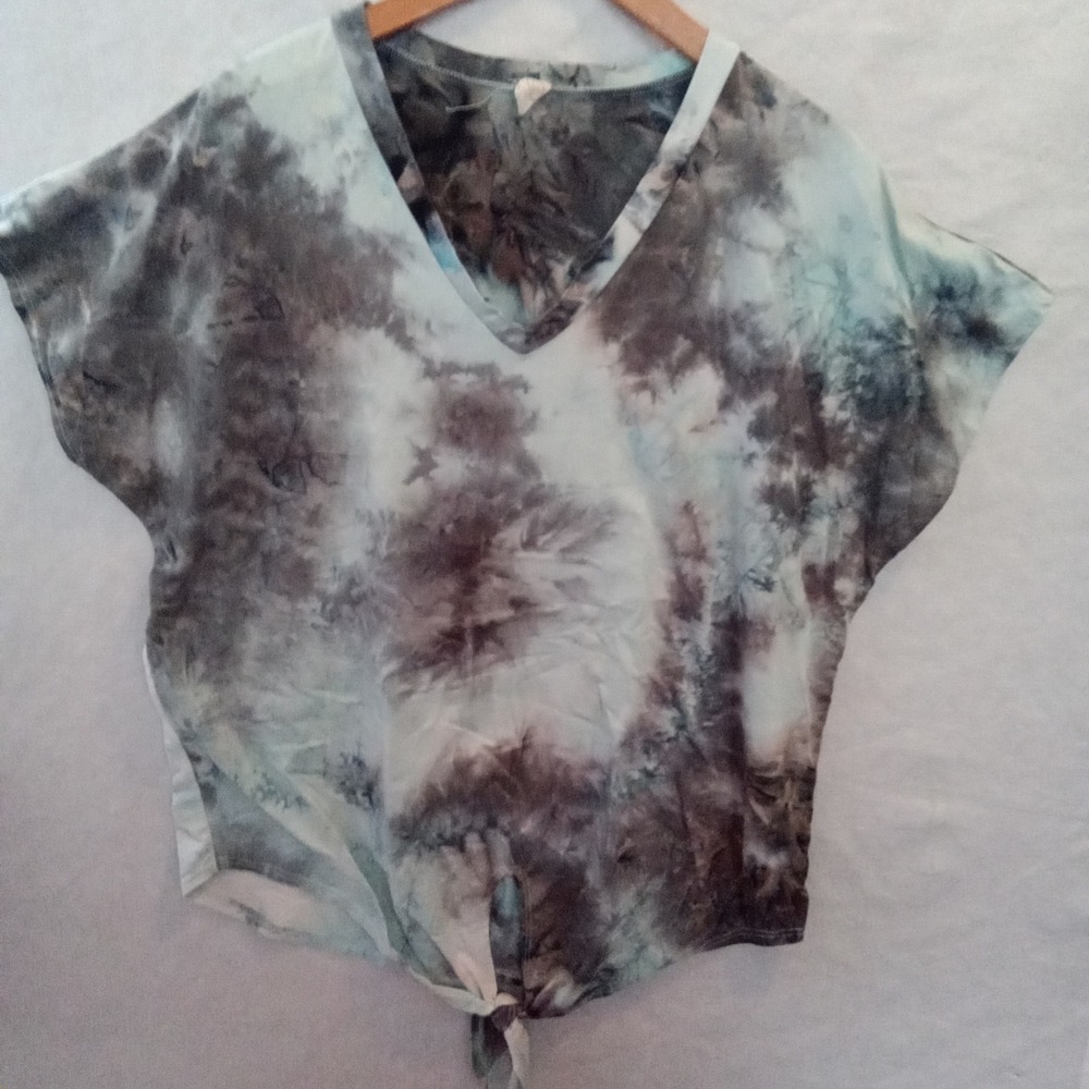CY Women Blue Grey Tie Dye V-Neck Front Tie Short Sleeve Top Small